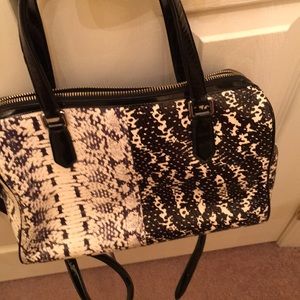 Coach Bags - Authentic coach bag excellent condition Coach Bags - Authentic coach bag excellent condition